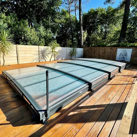 Mit Beheiztem Pool In Claouey Willa