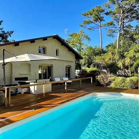 Mit Beheiztem Pool In Claouey Villa